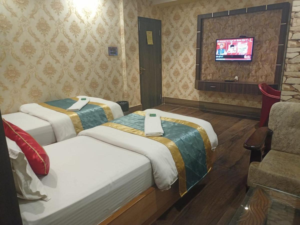 The Brahmaputra Hotel Dhubri Eksteriør billede